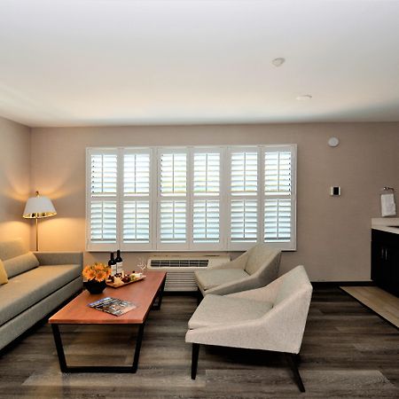 Hotel Indigo Napa Valley By Ihg Экстерьер фото